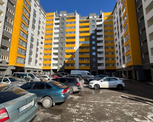 Продаж квартири 1 кімната 52 кв. м. Ст. Бандери (Виставка) Хмельницький