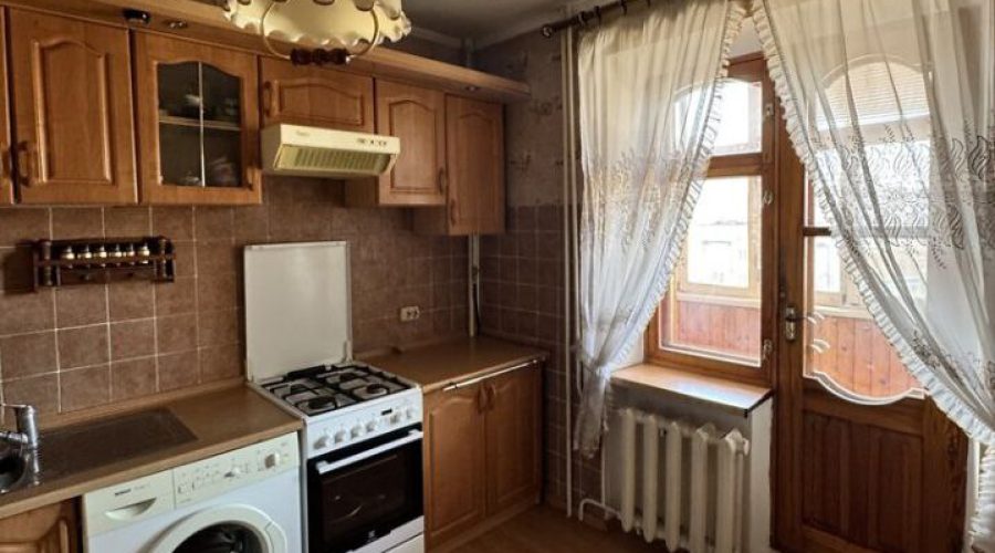 Продаж квартири 3 кімнати 72 кв. м. Прибузька (Центр) Хмельницький