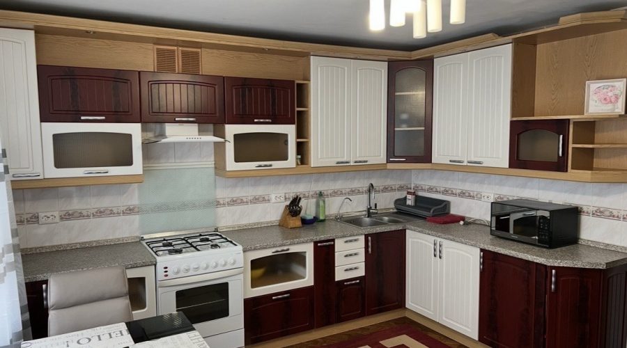 Оренда 2 кімнати 75 кв. м. Свободи (Центр) Хмельницький