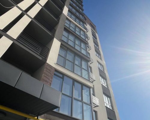 Продаж квартири 2 кімнати 70 кв. м. ЖК Перлина Проскурова 3 (Виставка) Хмельницький