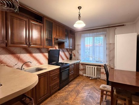Продаж квартири 3 кімнати 75 кв. м. Гонгадзе (Гречани) Хмельницький