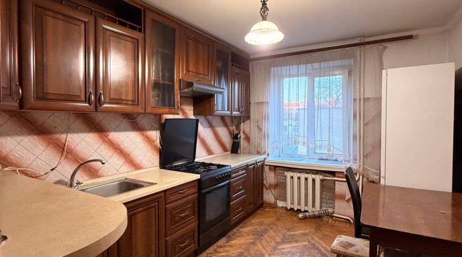 Продаж квартири 3 кімнати 75 кв. м. Гонгадзе (Гречани) Хмельницький