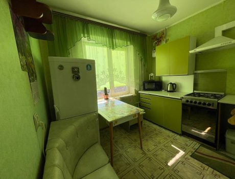 Продаж квартири 2 кімнати 49 кв. м. Прибузька (Центр) Хмельницький