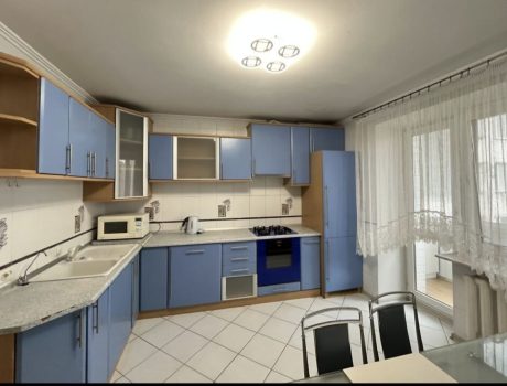 Продаж квартири 3 кімнати 80 кв. м. Свободи (Центр) Хмельницький