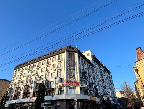 Продаж квартири 2 кімнати 92 кв. м. Проскурівська (Центр) Хмельницький