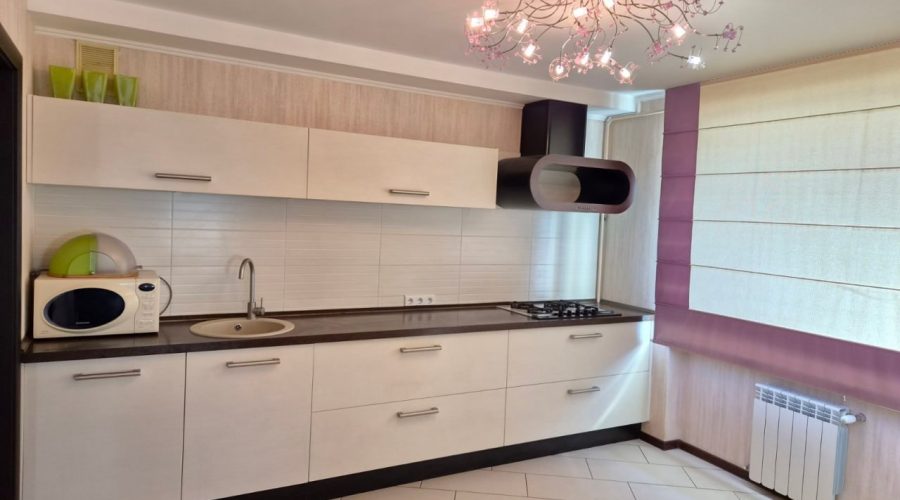 Оренда 3 кімнати 118 кв. м. Шевченка (Центр) Хмельницький