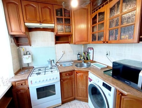 Продаж квартири 3 кімнати 58 кв. м. Зарічанська (Виставка) Хмельницький