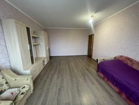 Продаж квартири 3 кімнати 127 кв. м. Героїв Національної гвардії України (Гречани) Хмельницький