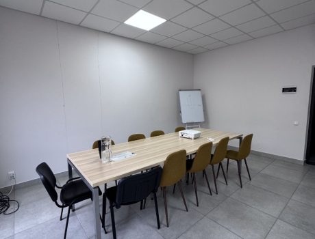 Продаж комерційної нерухомості 372 кв. м. БЦ Егоїст (Виставка) Хмельницький