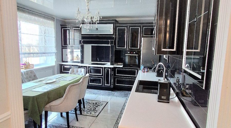 Оренда 3 кімнати 108 кв. м. Водопровідна (Центр) Хмельницький