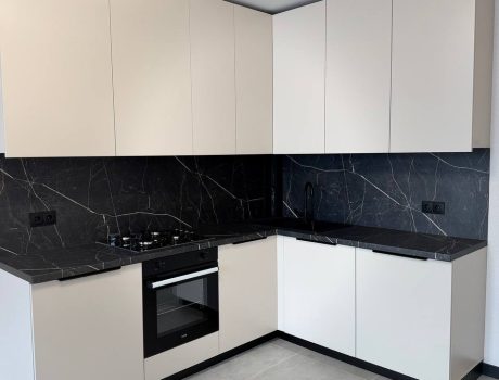 Продаж квартири 1 кімната 47 кв. м. Лісогринівецька (Озерна) Хмельницький