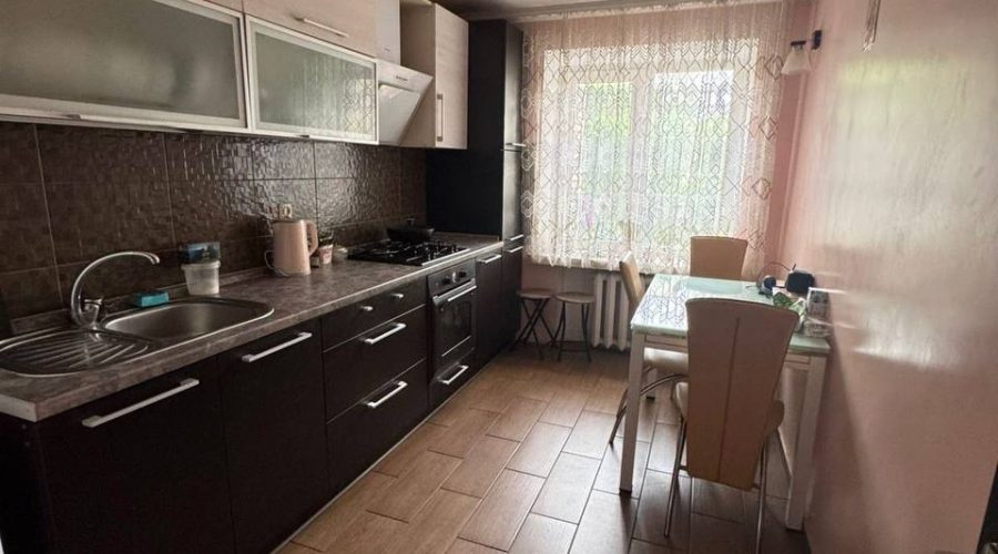 Продаж квартири 3 кімнати 64 кв. м. Пілотська (Ракове) Хмельницький