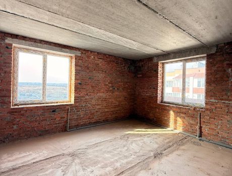 Продаж квартири 4 кімнати 129 кв. м. Озерна (Озерна) Хмельницький