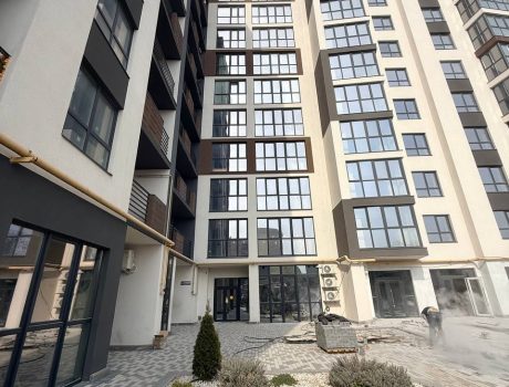 Продаж квартири 3 кімнати 101 кв. м. ЖК Перлина Проскурова 3 (Виставка) Хмельницький