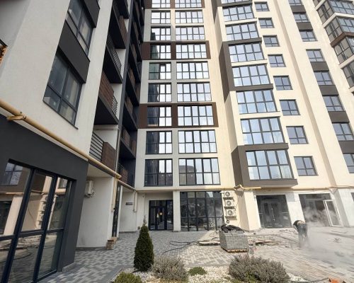 Продаж квартири 3 кімнати 101 кв. м. ЖК Перлина Проскурова 3 (Виставка) Хмельницький