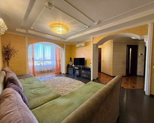 Продаж квартири 3 кімнати 95 кв. м. Народної Волі (Ракове) Хмельницький