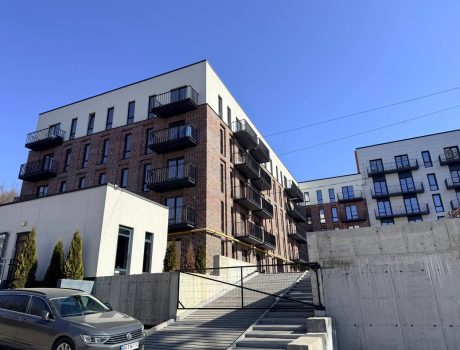 Продаж квартири 3 кімнати 91 кв. м. ЖК Status Residence (Озерна) Хмельницький