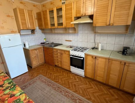 Оренда 3 кімнати 90 кв. м. (Центр) Хмельницький