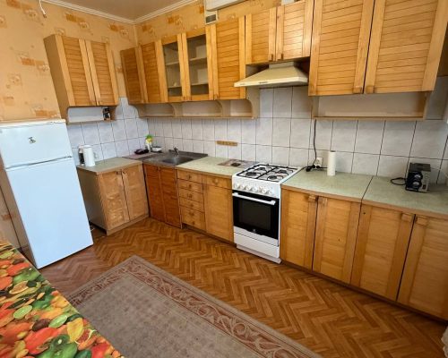 Оренда 3 кімнати 90 кв. м. (Центр) Хмельницький