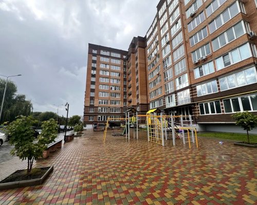 Продаж квартири 2 кімнати 83 кв. м. ЖК Олімпійський 3 (Виставка) Хмельницький