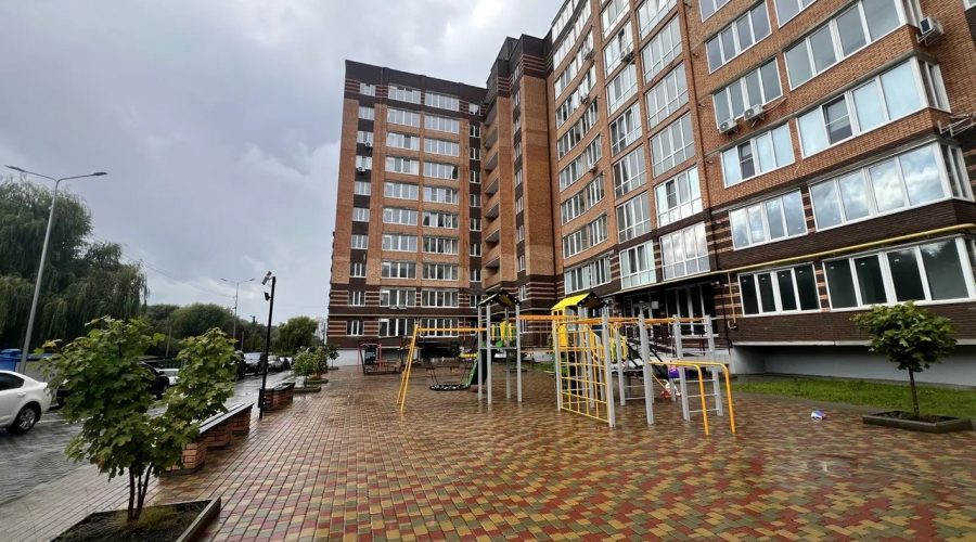 Продаж квартири 2 кімнати 83 кв. м. ЖК Олімпійський 3 (Виставка) Хмельницький