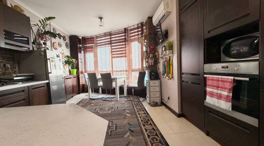 Продаж квартири 2 кімнати 66 кв. м. м-в Грузевиця – 2 (Виставка) Хмельницький