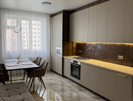 Продаж квартири 2 кімнати 67 кв. м. Лісогринівецька (Озерна) Хмельницький