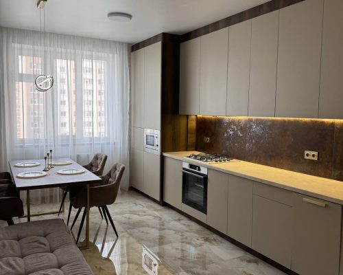 Продаж квартири 2 кімнати 67 кв. м. Лісогринівецька (Озерна) Хмельницький