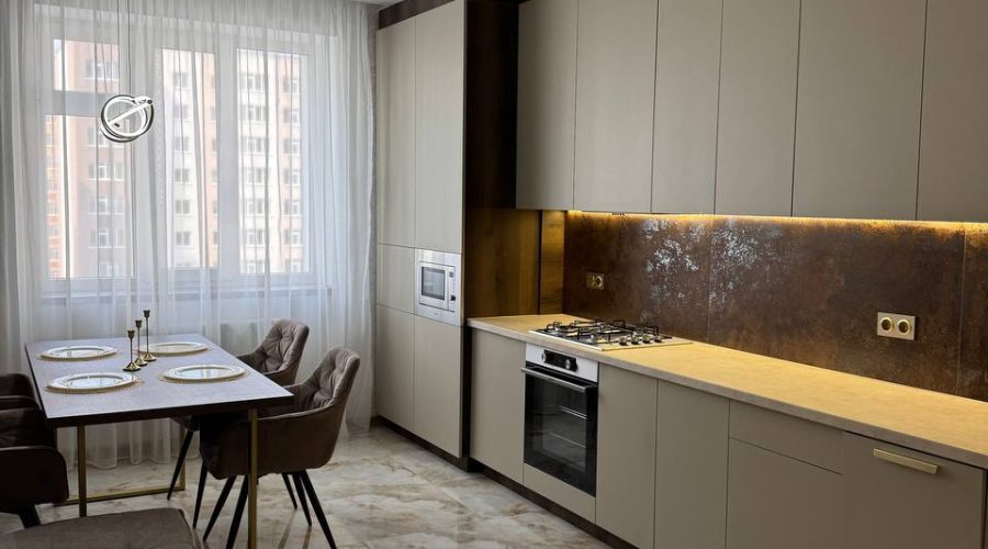 Продаж квартири 2 кімнати 67 кв. м. Лісогринівецька (Озерна) Хмельницький