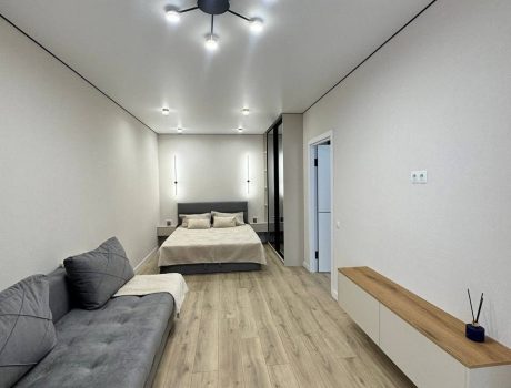 Оренда 1 кімната 43 кв. м. (Виставка) Хмельницький