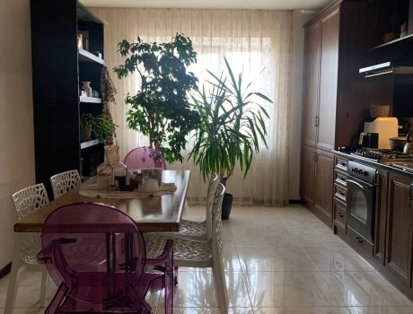 Продаж квартири 4 кімнати 141 кв. м. Перемоги (Виставка) Хмельницький