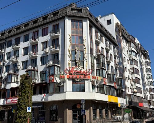 Продаж квартири 1 кімната 65 кв. м. Проскурівська (Центр) Хмельницький