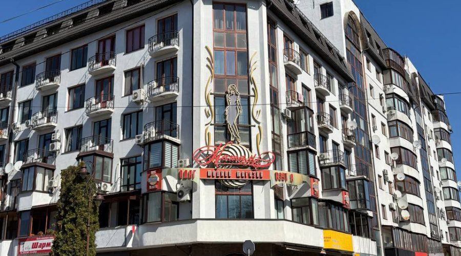 Продаж квартири 1 кімната 65 кв. м. Проскурівська (Центр) Хмельницький