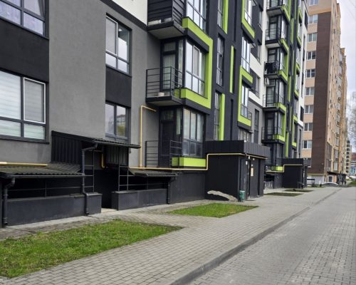 Продаж квартири 3 кімнати 103 кв. м. Зарічанська (Виставка) Хмельницький