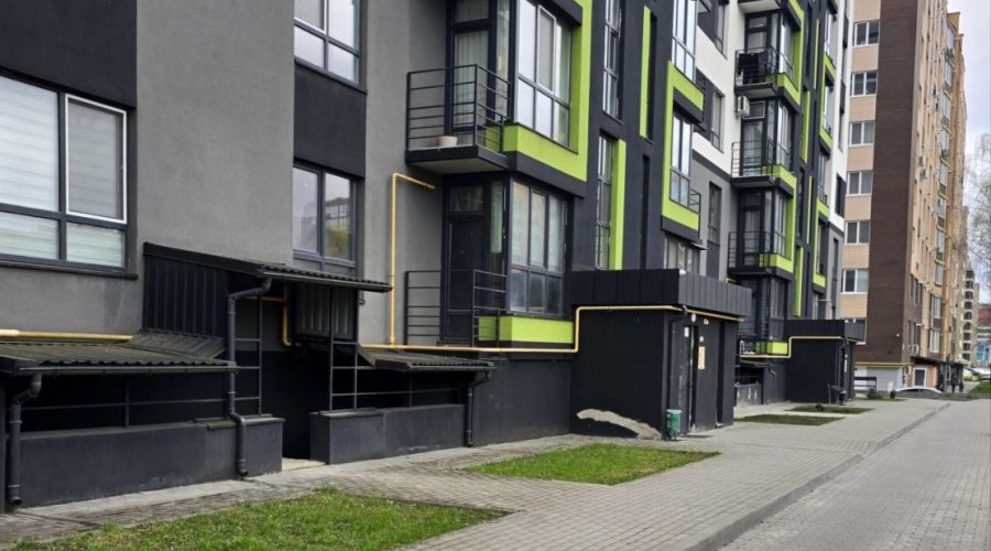 Продаж квартири 3 кімнати 103 кв. м. Зарічанська (Виставка) Хмельницький