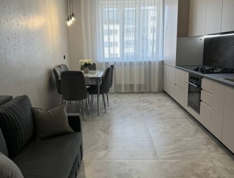 Оренда 2 кімнати 68 кв. м. Лісогринівецька (Озерна) Хмельницький