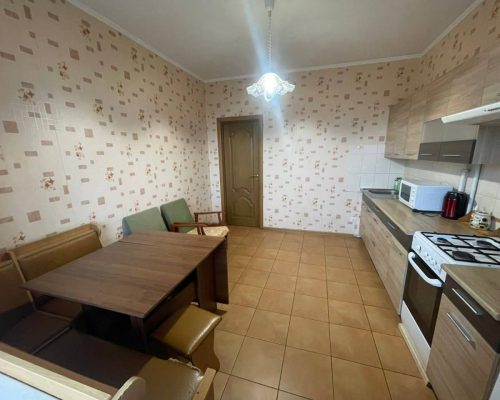 Продаж квартири 3 кімнати 178 кв. м. Проспект Миру (Виставка) Хмельницький