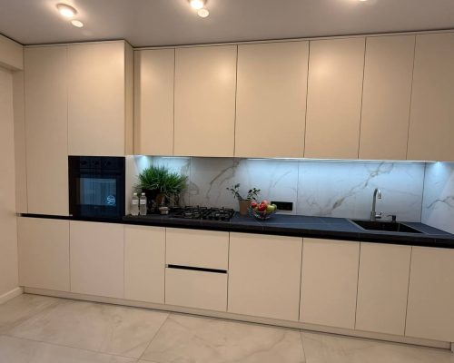 Оренда 2 кімнати 61 кв. м. Перлина Проскурова (Центр) Хмельницький