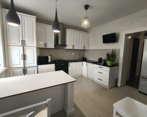 Оренда 3 кімнати 125 кв. м. провулок Панаса Мирного (Озерна) Хмельницький