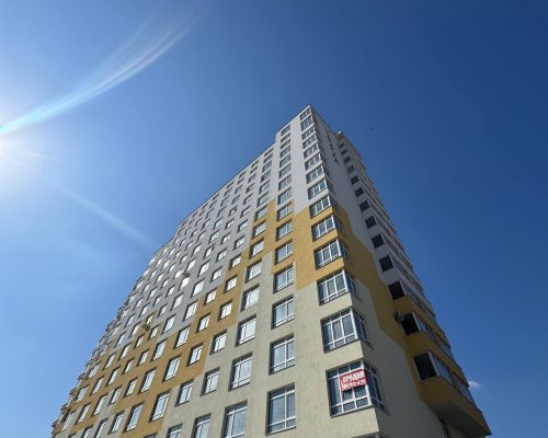 Продаж квартири 2 кімнати 70 кв. м. ЖК Свободи (Виставка) Хмельницький