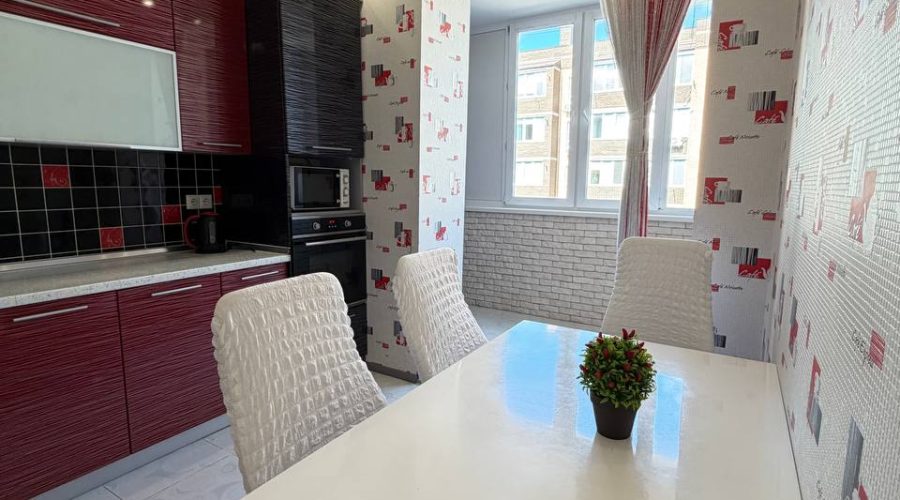 Продаж квартири 2 кімнати 75 кв. м. ЖК «Набережний квартал» (Виставка) Хмельницький