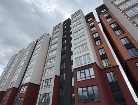 Продаж квартири 2 кімнати 61 кв. м. ЖК Авіла Ленд (Виставка) Хмельницький