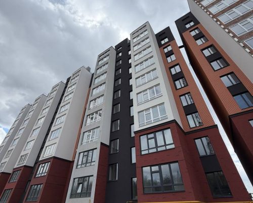 Продаж квартири 2 кімнати 61 кв. м. ЖК Авіла Ленд (Виставка) Хмельницький