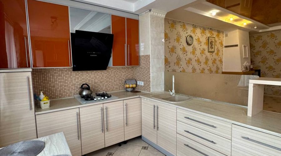 Оренда 2 кімнати 140 кв. м. КМ Перший Парковий (Озерна) Хмельницький