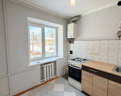 Продаж квартири 3 кімнати 43 кв. м. Романа Шухевича (Гречани) Хмельницький