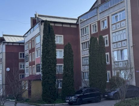 Продаж квартири 2 кімнати 63 кв. м. Камʼянецька (Ружична) Хмельницький