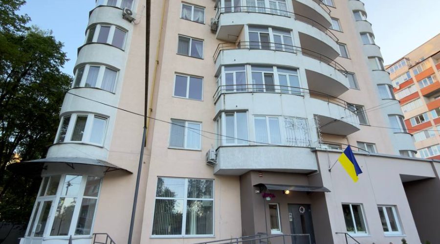 Продаж квартири 2 кімнати 78 кв. м. Водопровідна (Центр) Хмельницький