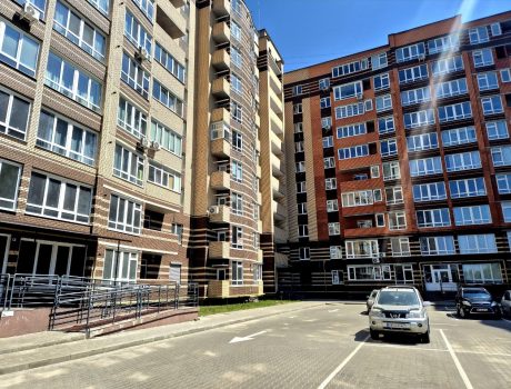 Продаж квартири 2 кімнати 67 кв. м. ЖК Олімпійський (Виставка) Хмельницький