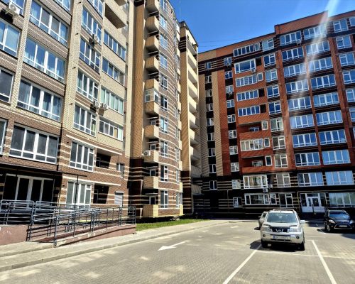 Продаж квартири 2 кімнати 67 кв. м. ЖК Олімпійський (Виставка) Хмельницький