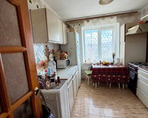 Продаж квартири 3 кімнати 63 кв. м. Р. Шухевича (Гречани) Хмельницький